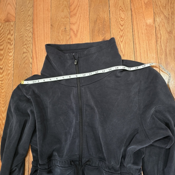 Lululemon Athletica Dark Gray Hooded Jacket - Picture 3 of 10
